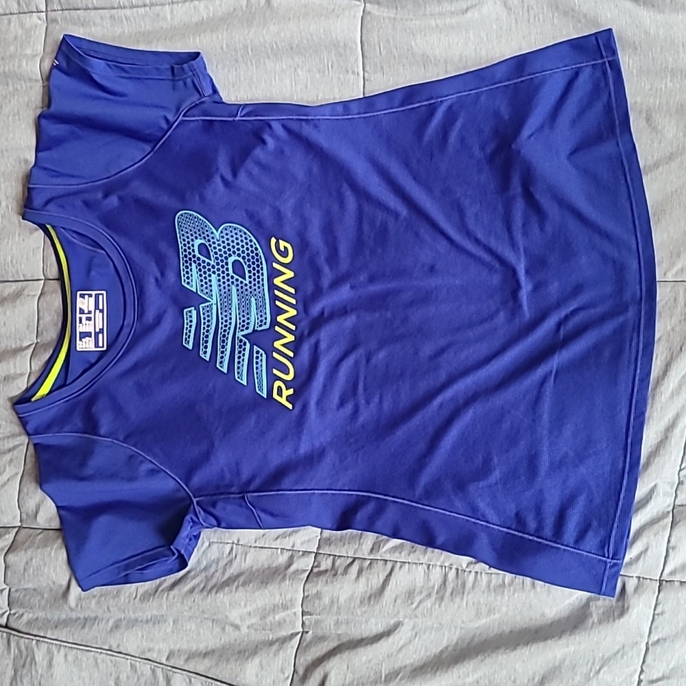 Womens New Balance run top